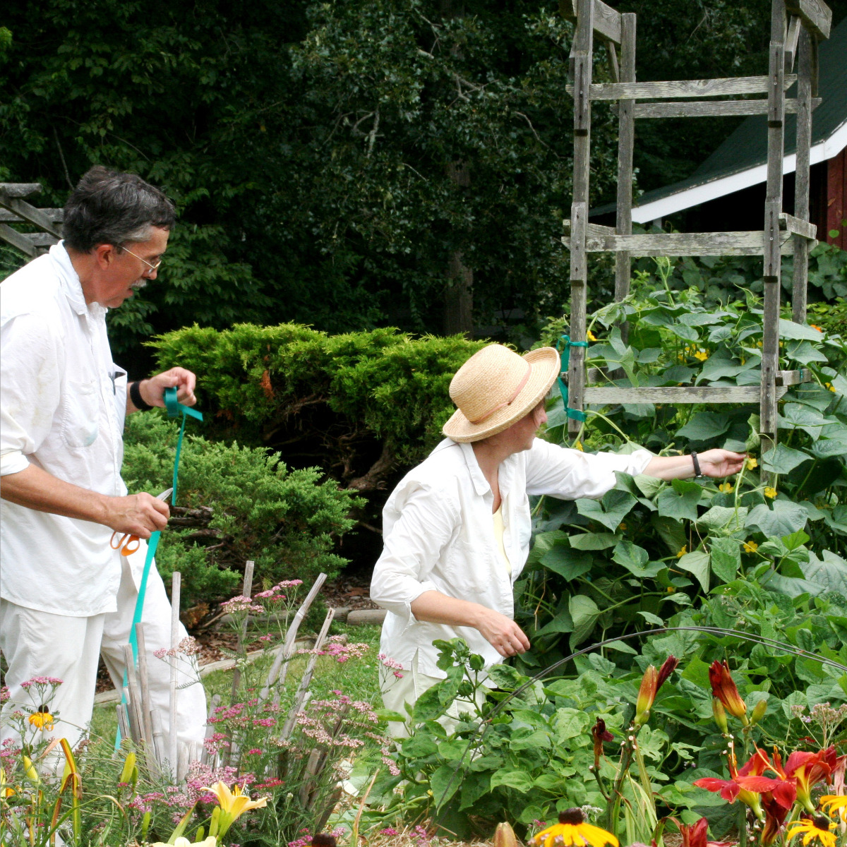 Perelandra Garden Assistants